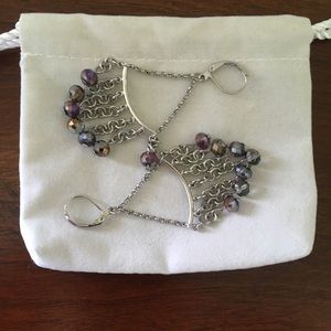 Silver tone chandelier earrings🦋